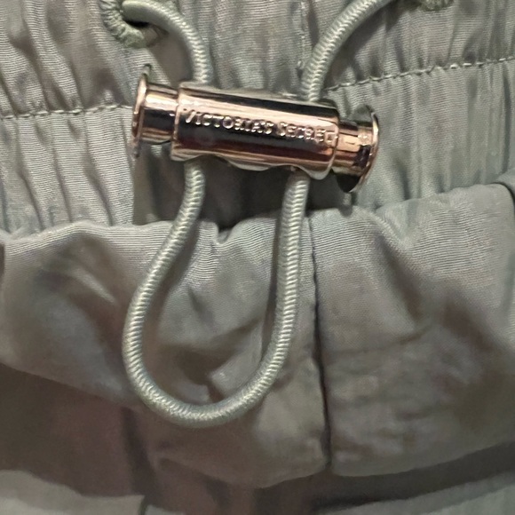 Brand New without Tags - Picture 2 of 4